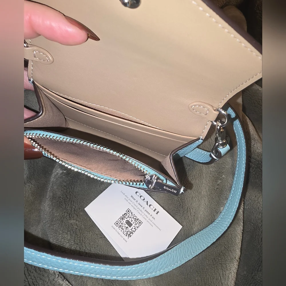 NIB Coach Light Blue Mini Envelope Wallet With Strap - Picture 3 of 7